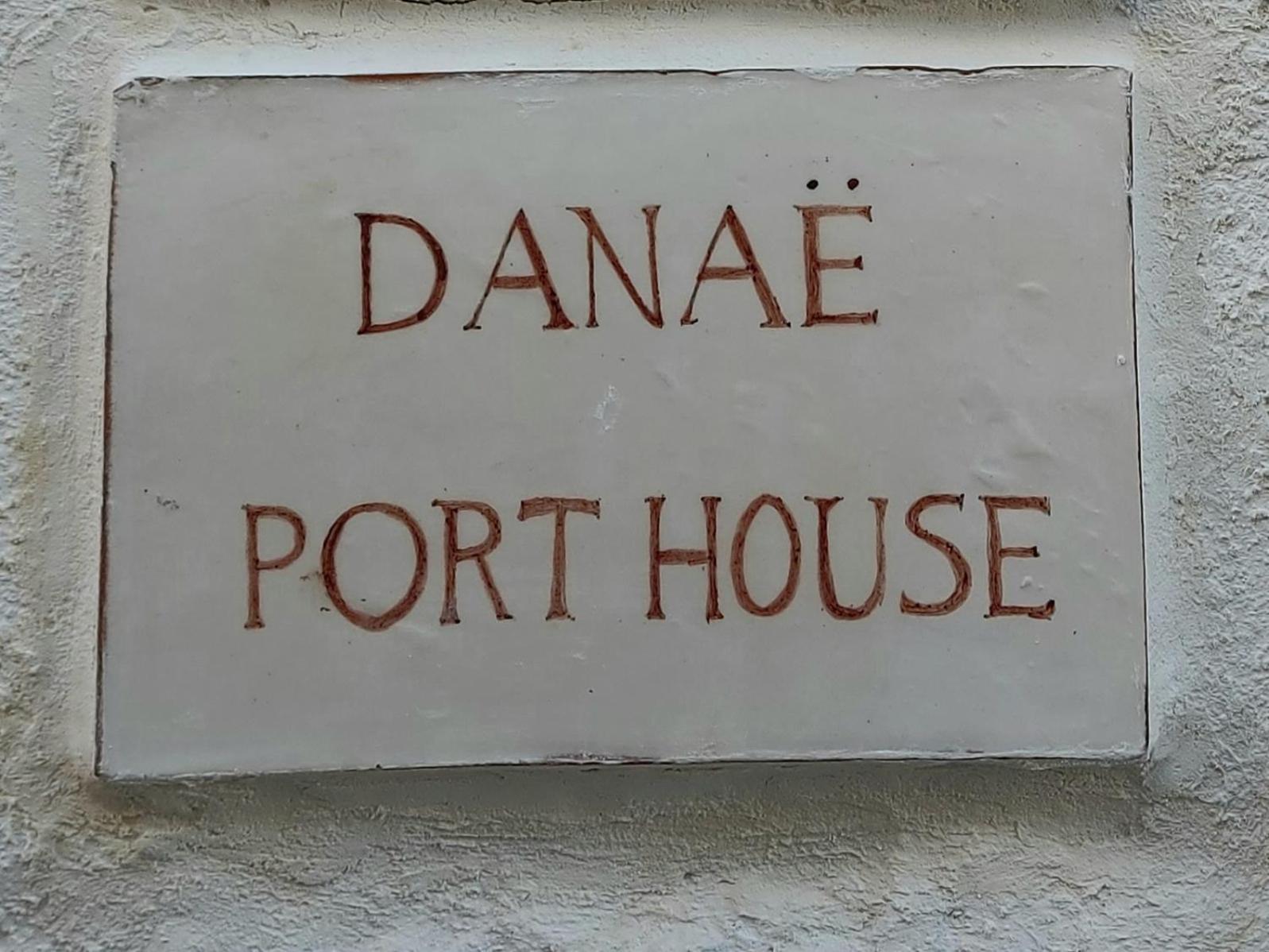 Danae Port House Apartment Hydra  Exterior photo